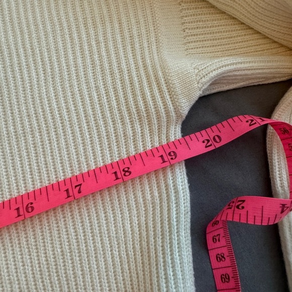 Lululemon Restful Intention Sweater in Angel Wing / Heathered Light Ivory - Picture 7 of 14